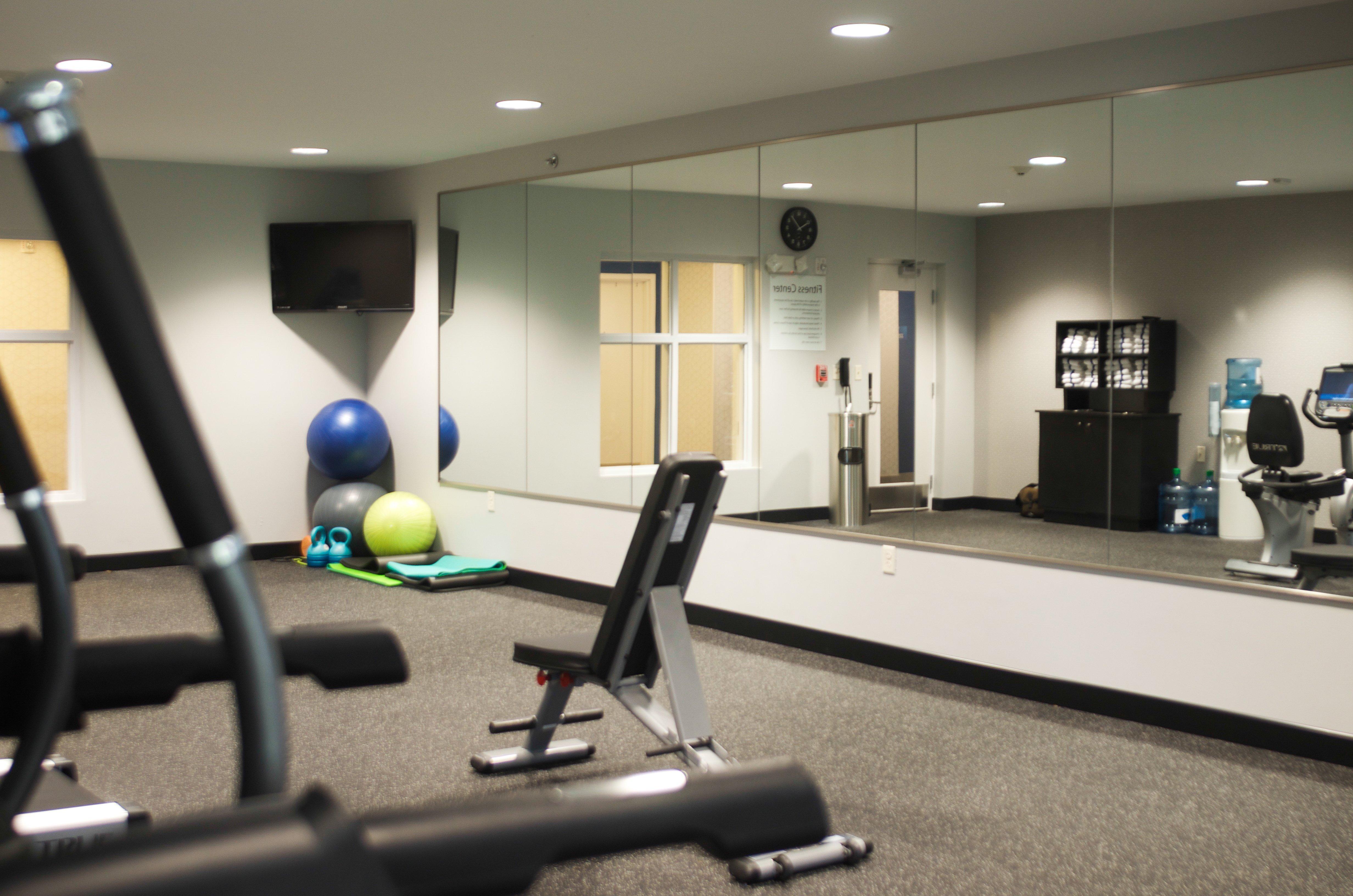 Holiday Inn Express Hickory - Hickory Mart By Ihg Екстер'єр фото